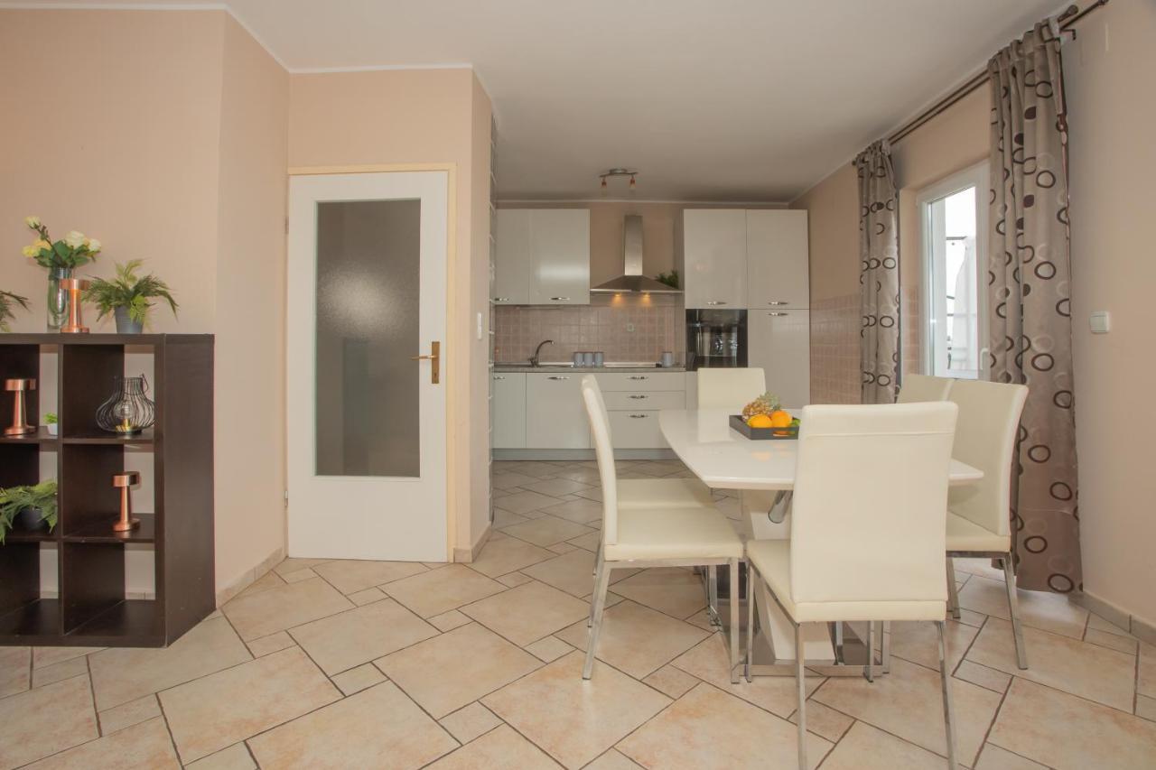 Apartment Mozart Šibenik Exterior foto